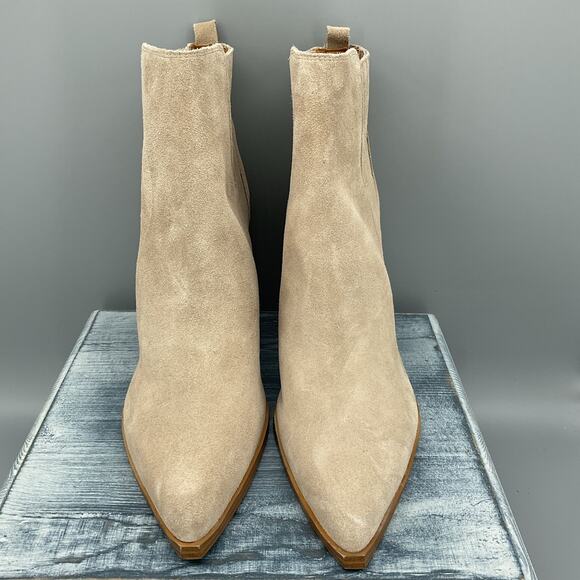 NEW Marc Fisher LTD Women’s Oshay Pointed Toe Bootie Tan Size 11M - Picture 3 of 10